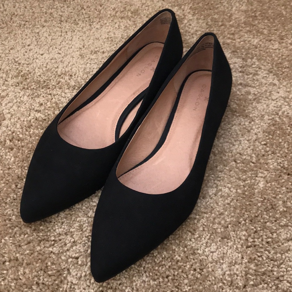 Caslon Black Pointed Flats